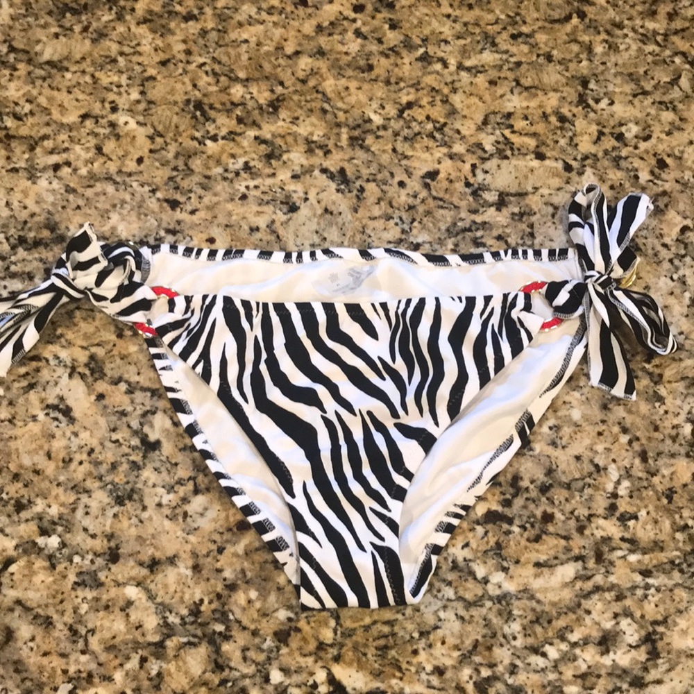 Victoria’s Secret bikini bottoms